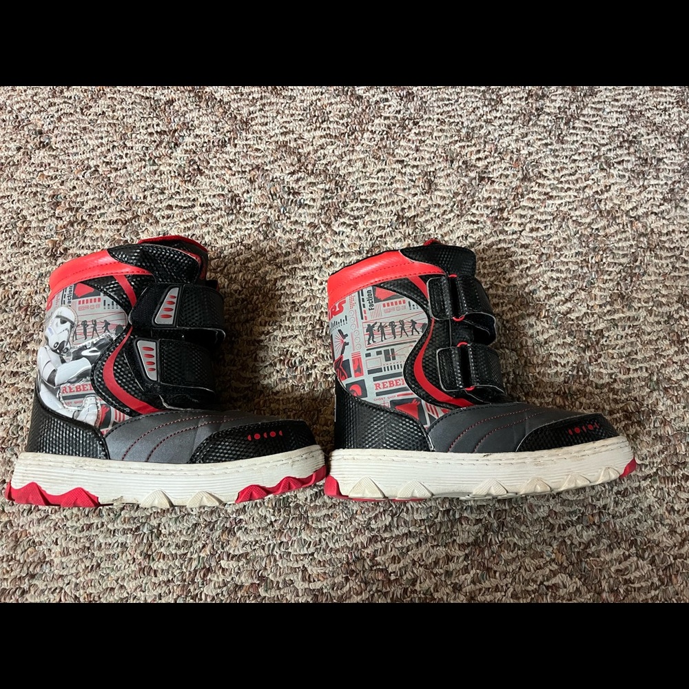 Star Wars Rebels Stormtrooper Snow Boots Size  6.